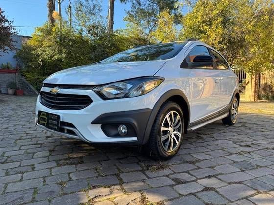 CHEVROLET ONIX 1.4 MPFI ACTIV 8V FLEX 4P AUTOMÁTICO